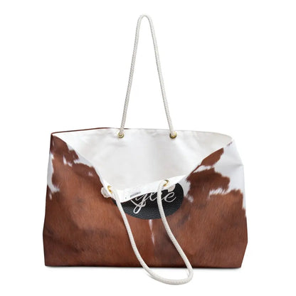 🌵 Rustic Cowhide Weekender Tote: Your Stylish Travel Companion! 🐮