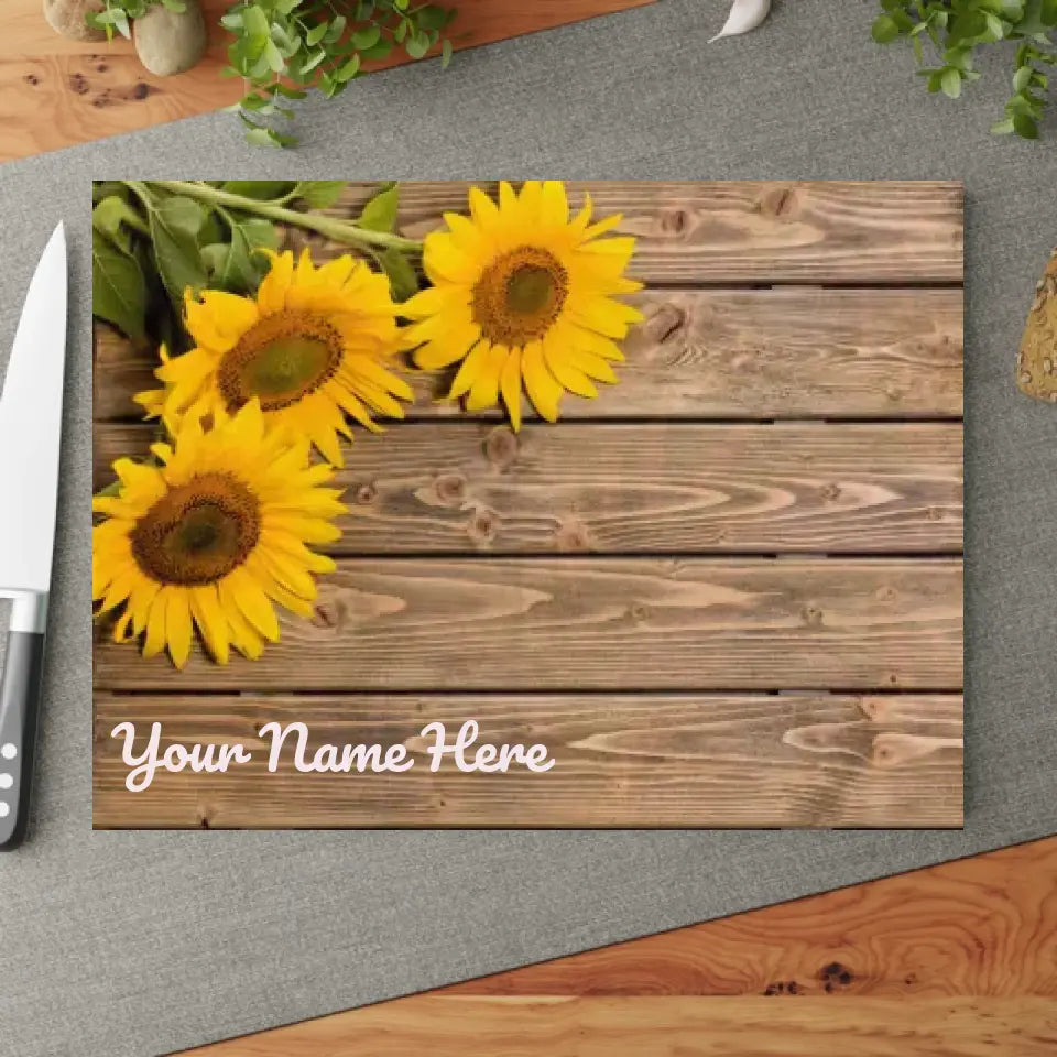 🌻 Personalized Sunflower Woodland Glass Cutting Board: A Rustic Culinary Canvas 🌻